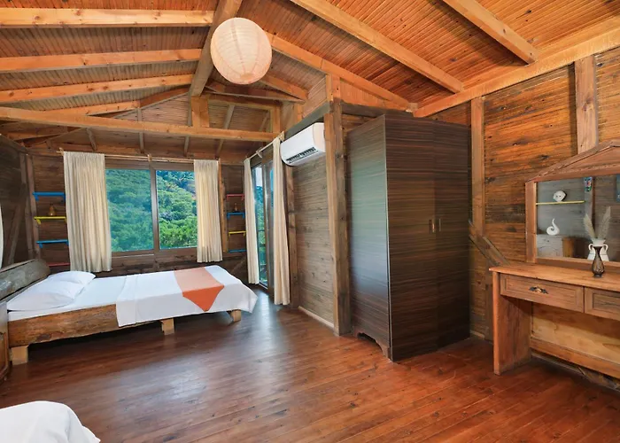 Kemp Lilith Pan Fethiye